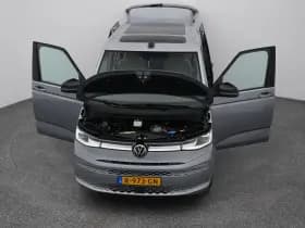 Volkswagen Multivan thumbnail 27