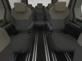 Volkswagen Multivan thumbnail 4