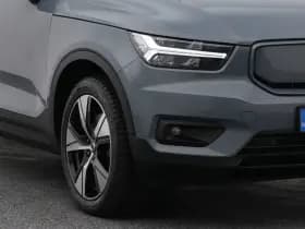Volvo XC40 thumbnail 18