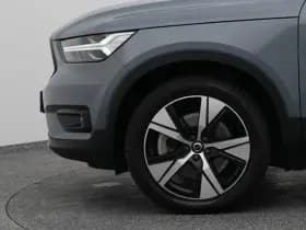 Volvo XC40 thumbnail 22
