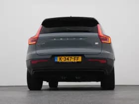 Volvo XC40 thumbnail 37