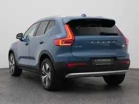 Volvo XC40 thumbnail 5