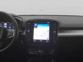 Volvo XC40 thumbnail 8