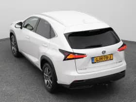 Lexus NX thumbnail 25