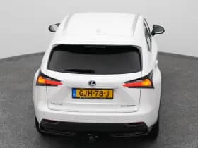 Lexus NX thumbnail 28