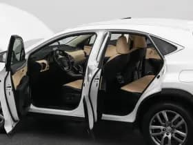 Lexus NX thumbnail 33