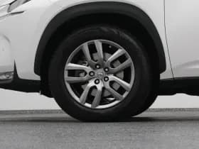 Lexus NX thumbnail 39