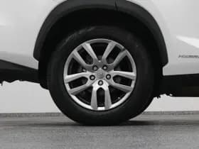 Lexus NX thumbnail 41