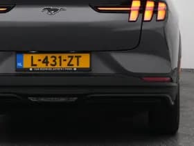 Ford Mustang thumbnail 20