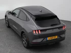 Ford Mustang thumbnail 25