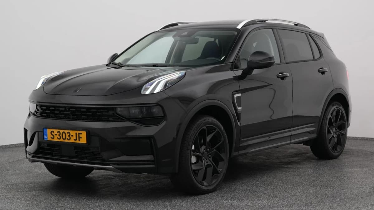Lynk & Co 01 — foto 1