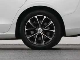 Volvo V60 thumbnail 40