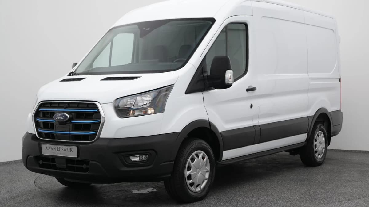 Ford E-Transit — foto 1