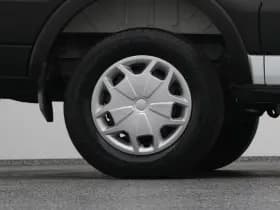 Ford E-Transit thumbnail 42