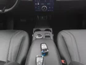 Ford Mustang thumbnail 13