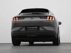 Ford Mustang thumbnail 37