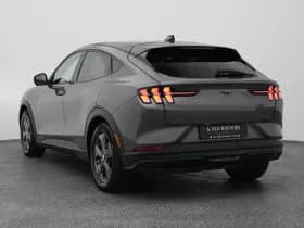 Ford Mustang thumbnail 6