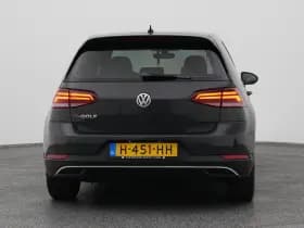 Volkswagen E-Golf thumbnail 11