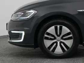 Volkswagen E-Golf thumbnail 22