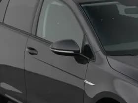 Volkswagen E-Golf thumbnail 24