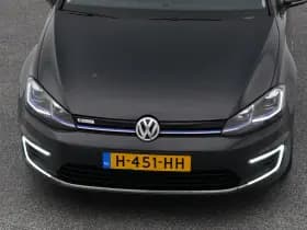 Volkswagen E-Golf thumbnail 31