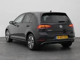 Volkswagen E-Golf thumbnail 6