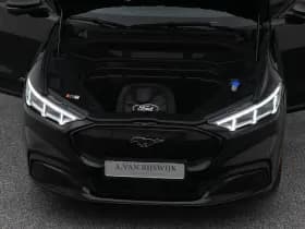 Ford Mustang thumbnail 32
