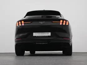 Ford Mustang thumbnail 37