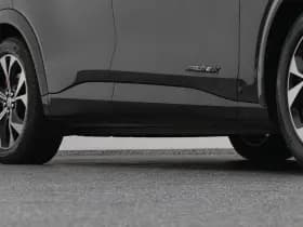 Ford Mustang thumbnail 39