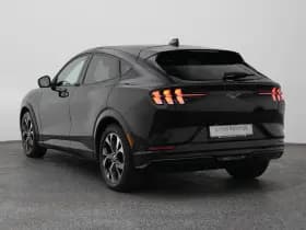 Ford Mustang thumbnail 6