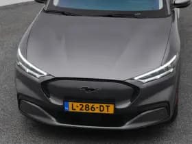 Ford Mustang thumbnail 31