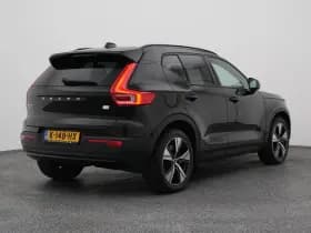 Volvo XC40 thumbnail 7