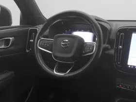 Volvo XC40 thumbnail 8