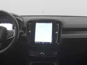 Volvo XC40 thumbnail 9
