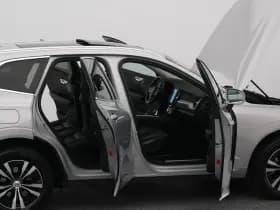 Volvo XC60 thumbnail 34