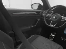 Volkswagen T-Roc thumbnail 11