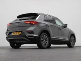 Volkswagen T-Roc thumbnail 16