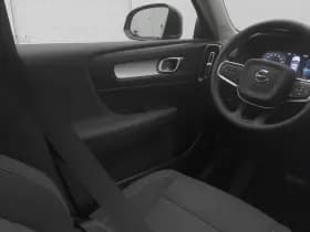 Volvo XC40 thumbnail 11