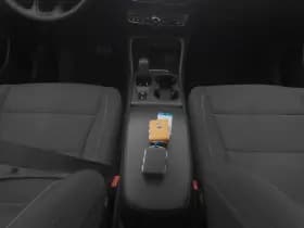 Volvo XC40 thumbnail 12