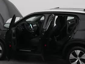 Volvo XC40 thumbnail 33
