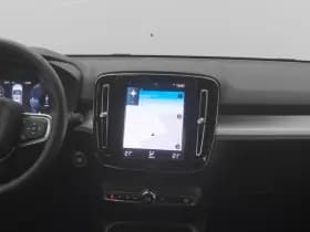 Volvo XC40 thumbnail 8