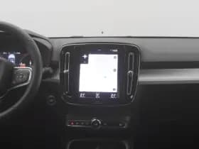 Volvo XC40 thumbnail 8
