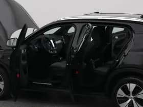 Volvo XC40 thumbnail 33
