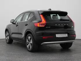 Volvo XC40 thumbnail 5
