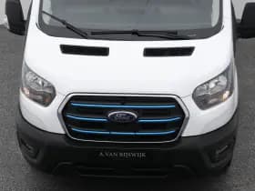 Ford E-Transit thumbnail 31