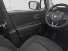 Jeep Renegade thumbnail 11
