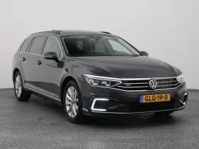 Volkswagen Passat thumbnail 2