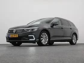 Volkswagen Passat thumbnail 15
