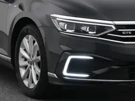 Volkswagen Passat thumbnail 17