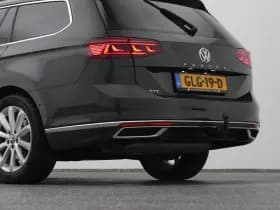 Volkswagen Passat thumbnail 22